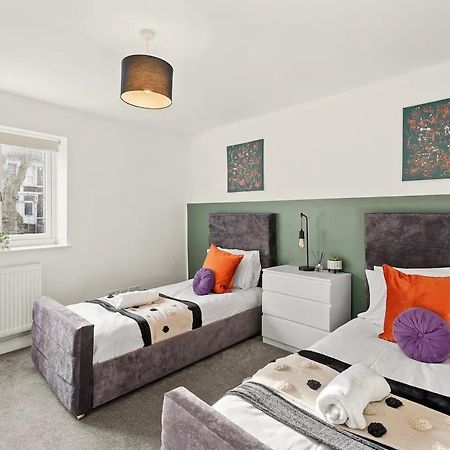 Elegant Flat - Sleeps 8 Apartment บริสตอล ภายนอก รูปภาพ