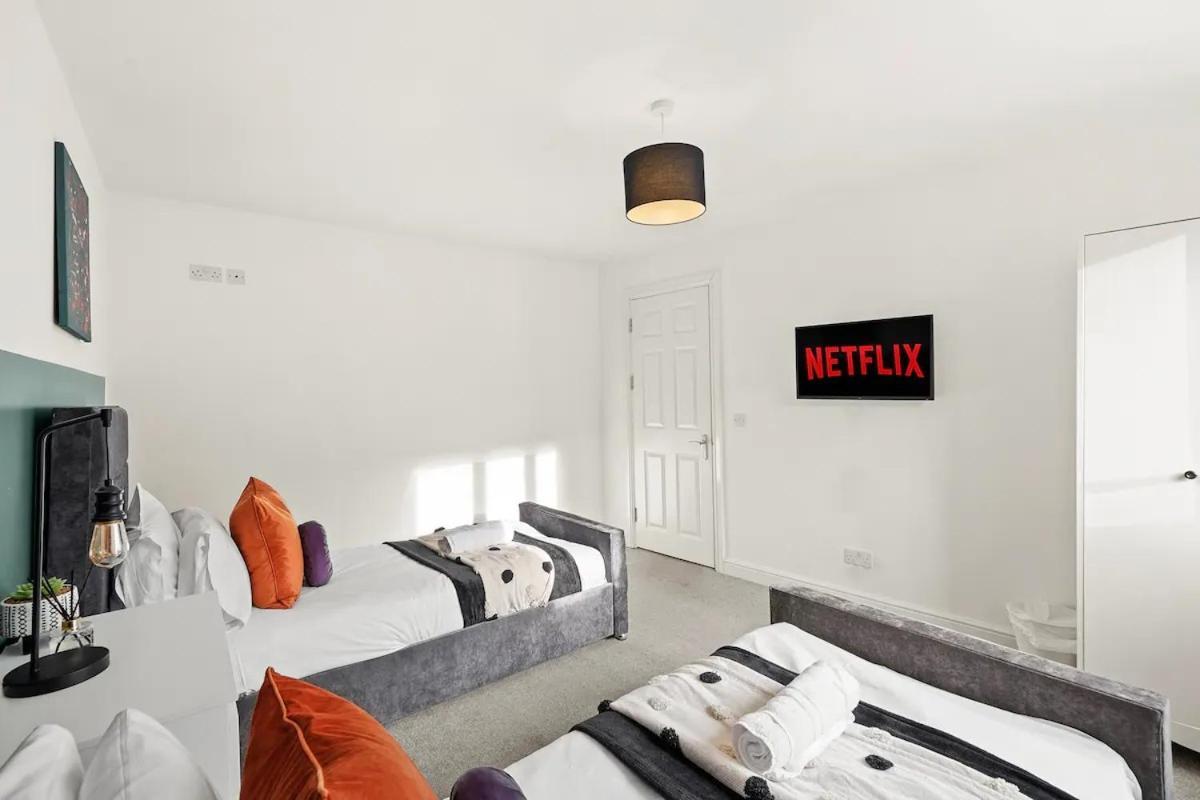Elegant Flat - Sleeps 8 Apartment บริสตอล ภายนอก รูปภาพ